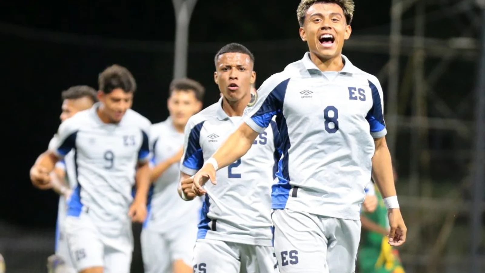 FOX transmitirá eliminatorias mundialistas de Concacaf en Centroamérica · Fuente: diario.elmundo.sv