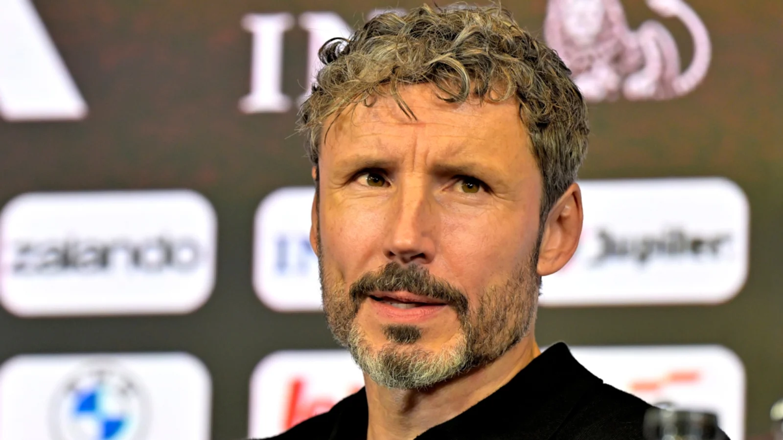 El neerlandés, nuevo seleccionador de los · Fuente: Marca portada